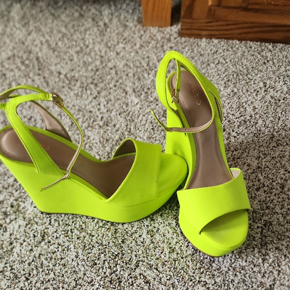 Women's Neon Yellow Wedge Sandals